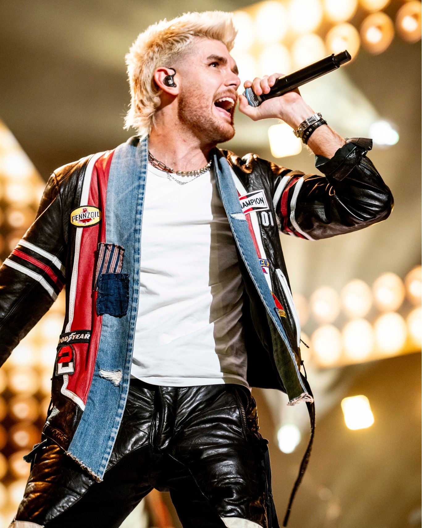 Colton Dixon
